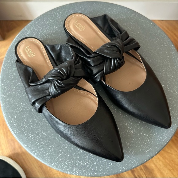 Lewit Made in Italy Leather Flats - Picture 2 of 4